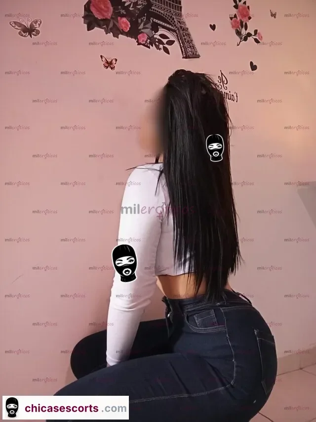 Foto de Lactante ..Soy Una Chica Con Unas Tetas Cargadas De Leche Bebe, Escorts en Bogotá, Colombia