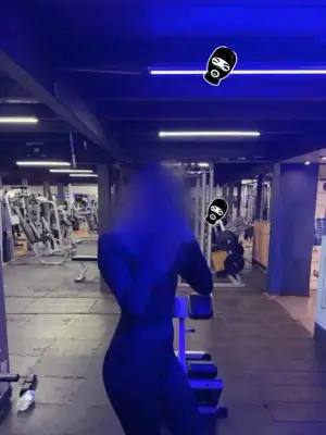 Flaquita Super Apretadida!! Complaciente, Amable, Cachonda!!, Escorts en Bogotá — 19 años