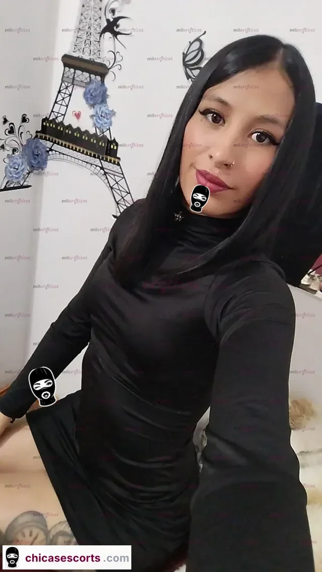 Foto de Nueva Mujer Adicta Al Sexo Para Domar Entregada Y Lujuriosa Rostro Angelical — imagen 8