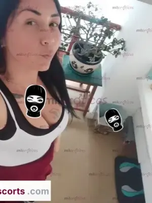 Dos Chicas, Una Experiencia Que No Vas A Olvidar, Escorts en Bogotá — 35 años