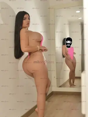 Soy Johana Jovencita Como Te Gustan Visitame Te La Sacaré Delicioso, Escorts en Medellín — 23 años