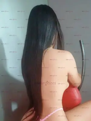 Elegante Alta Cabello Largo Lindo Rostro Consentidora Y Encantadora, Escorts en Santa Marta — 28 años