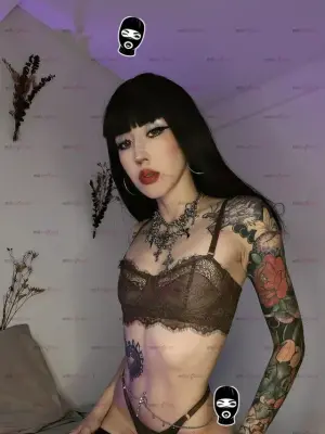 Deliciosa Flaca Dispuesta A Complacer Tus Deseos, Escorts en Medellín — 21 años