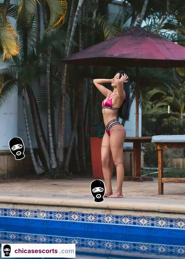 Foto de Joven Escort De Piel Canela Y Cuerpo De Modelo — foto de perfil verificado