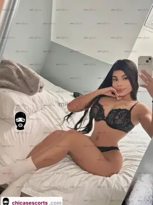 Samantha Mamadora Luxury En Poblado Con Apto Privado Y Parqueadero, Escorts en Medellín — 18 años