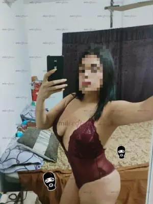 Soy Candela En La Cama Te Cogere Riquisimo Me Encanta Que Me Den Placer Y Darlo, Escorts en Bogotá — 18 años