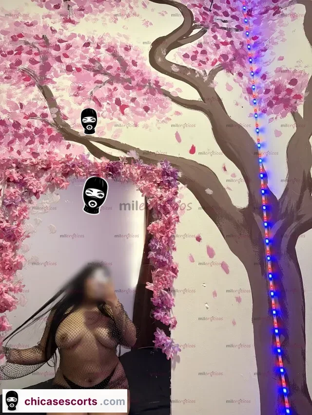 Foto de Tetona Arrecha Cara Linda Hermosas Curvas Con Ganas De Que Me Des Tu Leche — imagen 5