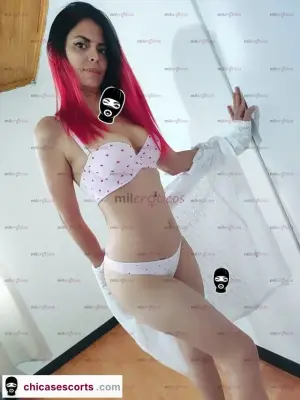 Flaca Con Unas Curvas Para Que Te Deleites, Escorts en Bogotá — 22 años