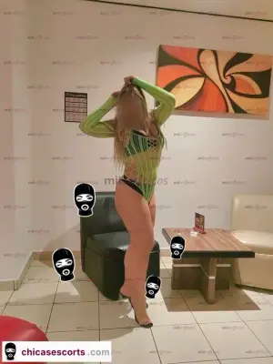 Fotos Recien Tomadas En El Golden. Autentica Y Real Escort Vip. Acapulco 24hrs, Escorts en Bogotá, Colombia — 18 años