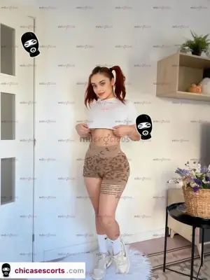 Soy Sofi Me Encanta Que Me Den Duro Y Que Me Digan Cosas Malas Al Oido, Escorts en Medellín — 40 años