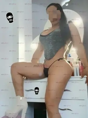 Milf Te Ofrece Un Oral Garganta Profunda Nueva En El Sector, Escorts en Bogotá, Colombia — 18 años