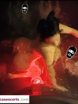 Ven Ahogate En Las Tetas De Mia Arrecha Y Deliciosa Putita, Escorts en Bogotá — 18 años