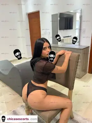 Hermosa Colombiana, Cuerpo Hermoso Y Muy Caliente, Escorts en Bogotá, Colombia — 18 años