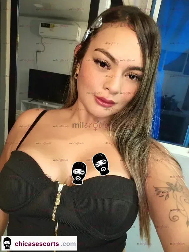 Foto de Nueva Modelo De Lujo CaribeñA Rubia De Hermoso Rostro Y Encantadores Ojos Café — foto de perfil verificado