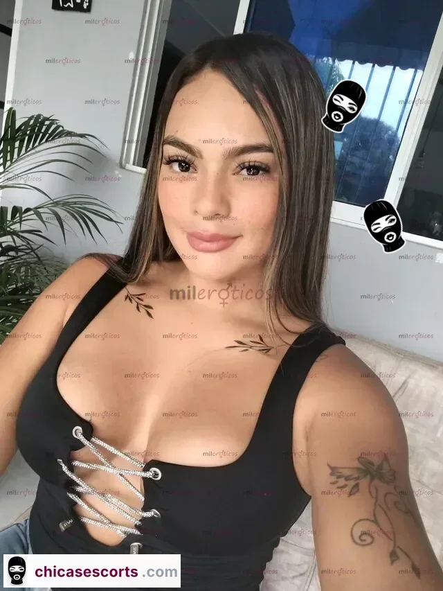 Foto de Nueva Modelo De Lujo CaribeñA Rubia De Hermoso Rostro Y Encantadores Ojos Café — imagen 5