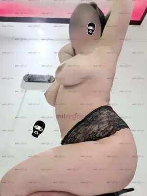 Emily Tú Linda Tetona Culona Caliente Con Excelente Trato, Escorts en Bogotá — 26 años