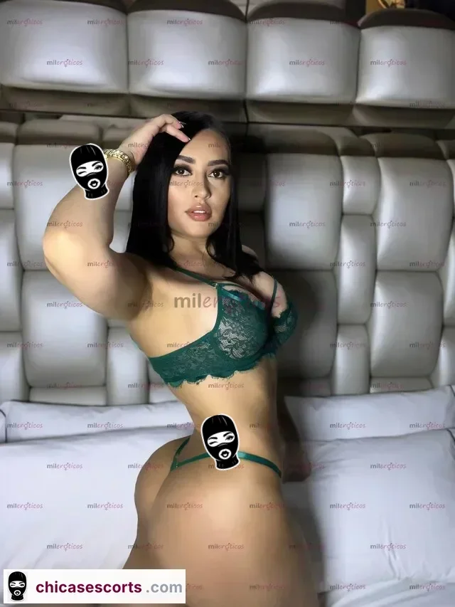 Foto de Estrechita Jovencita Muy Complaciente Con Sitio En Laureles — imagen 9