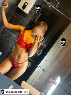 Luciana Elegante Joven CosteñA Morena Piel Canela, Escorts en Bogotá, Colombia — 20 años