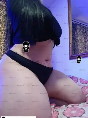 Rico Oral Ven Papasito Ricooo Derramate En Mis Senos, Escorts en Bogotá — 18 años