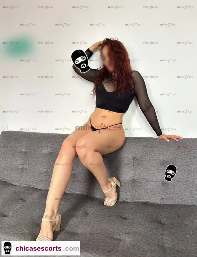 Foto de Con Ricas Caderas Grandes Llegó Ana A Bosa EstacióN — imagen 4