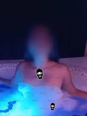 Hola Papito Estoy Disponible Amor Estoy Muy Hermosa Bebé Soy Chica Joven Amor, Escorts en Bogotá — 18 años