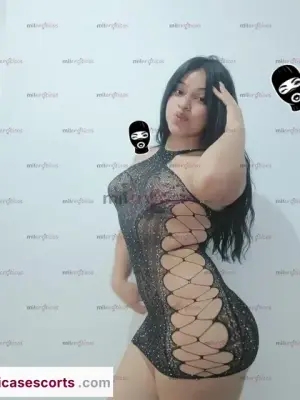 Laura Rousse: 18 AñOs, Juventud De Estreno A Domicilio, Escorts en Bogotá — 18 años