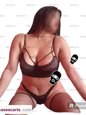 Tetona Deseosa De Leche Chupadora Profesional, Escorts en Bogotá — 18 años