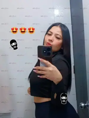 Una Chica Muy Complaciente Y Arrechita Culona, Escorts en Bogotá — 18 años
