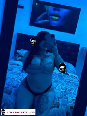 Catalina, Hermosa Peliroja Con Senos Muy Apetitosos, Escorts en Bogotá, Colombia — 22 años