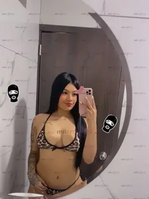 Linda Peli Negro Tatuadita Con Rica Curvas Muy Complaciente ReciéN Llegada Ven, Escorts en Bucaramanga — 55 años