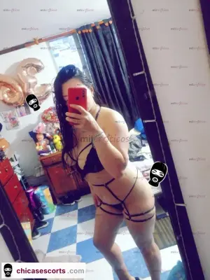 Hola Doy Kelen Dakota Pelinegra Erotica Madura Con Ganas De Hacerte Feliz, Escorts en Bogotá — 38 años