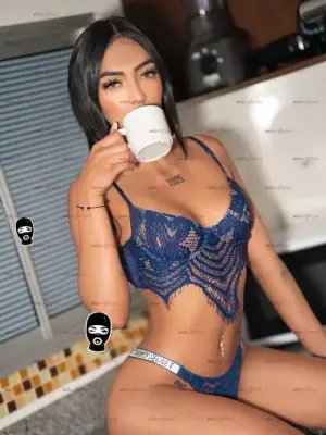 Hola, Escorts en Bogotá, Colombia — 18 años