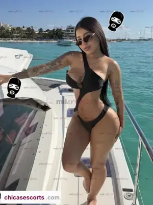 MaríA Del Mar Inocente Nena Perversa Operada Muy Complaciente Y Arrecha Visitame, Escorts en Medellín — 19 años