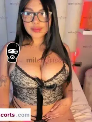 Megan Ricas Tetas Grandes Naturales Pocos Dias Trato De Novios, Escorts en Bogotá, Colombia — 18 años