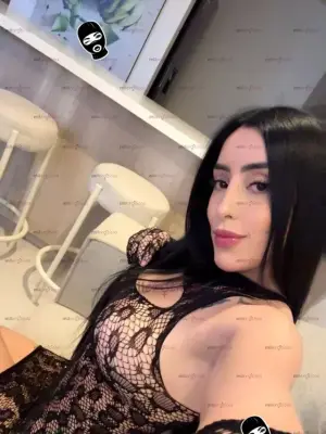 Deliciosa Flaca Lista Para Cumplir Tus Fantasias, Escorts en Medellín, Colombia — 25 años