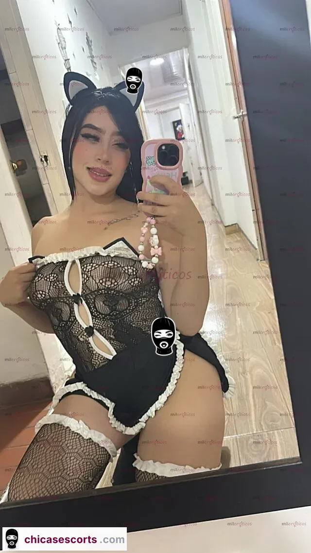 Foto de Lizz Jove Hermosa Con Cuerpo Exotico Pezones Perforados Agradable Y Divertida — imagen 5