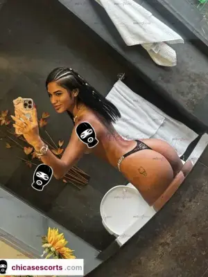 Hola Amor Me Presento Soy Una Flaca Caliente Con Deliciosas Curvas Tu Amante Ide, Escorts en Bogotá, Colombia — 18 años