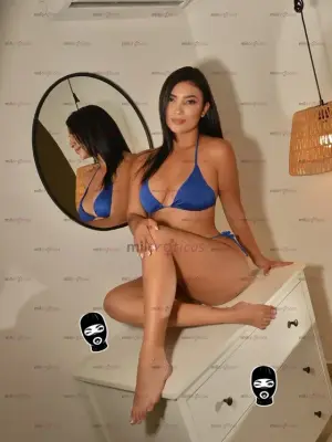 Laura Hermosa Y ExóTica Lista Para Darte El Mejor Sexo De Tu Vida, Escorts en Medellín, Colombia — 18 años