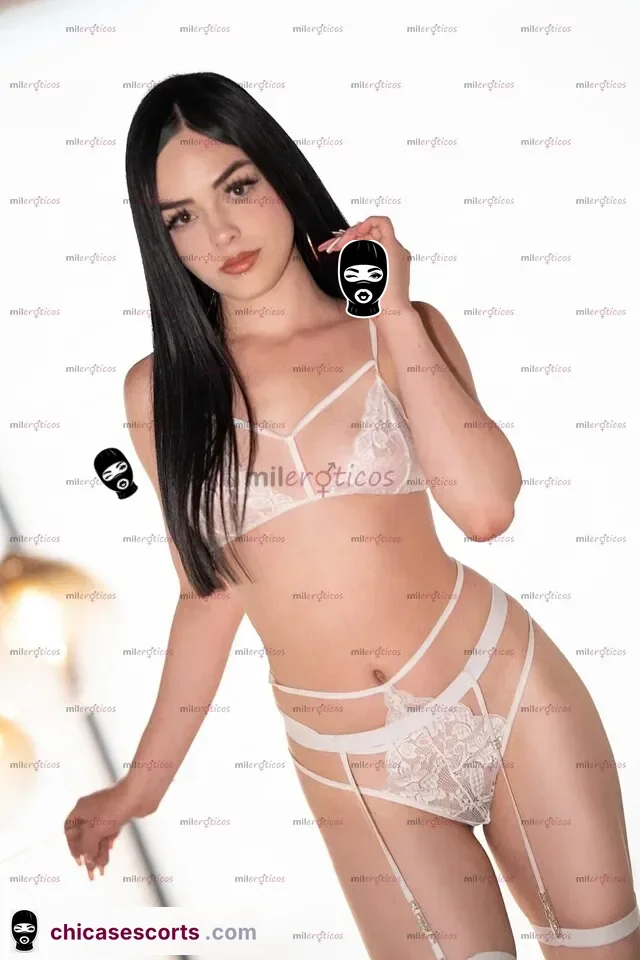 Foto de Hermosa Jovencita, Carita Tierna, Alta, Y Piel Briana — imagen 7