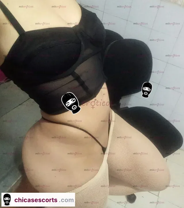 Foto de Tocame Besame Y Ponme Como Mas Te Guste Bebe Sere Tu Perrita — imagen 3