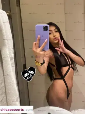 Valeria Elegancia, Escorts en Medellín, Colombia — 32 años