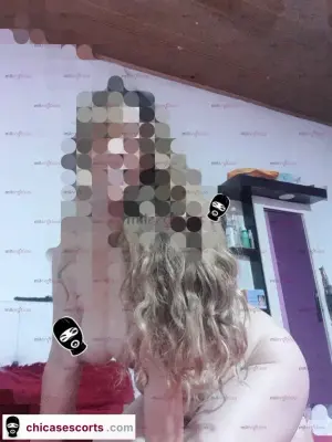 Una Linda Nevera Rubia Muy Caliente Lista Para Sacarte La Leche, Escorts en Bogotá, Colombia — 47 años