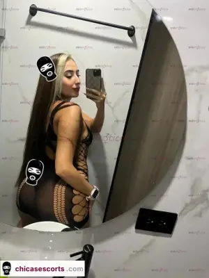 Soy Emily Modelo Vip Independiente Con Ganas De Hacerlo Muy Rico, Escorts en Medellín — 48 años